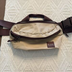 Lululemon belt bag